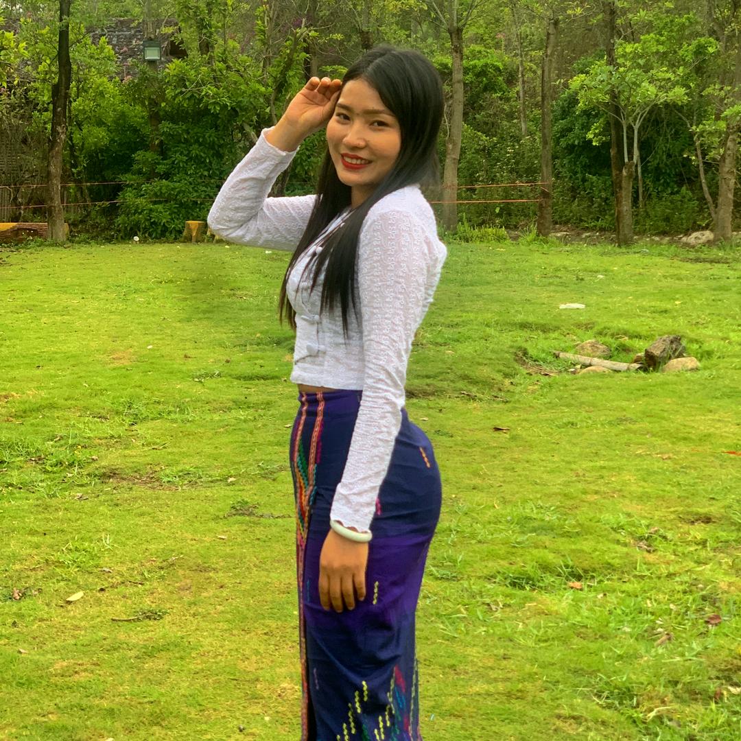 Ah Htoi 👧Tang Bau👧