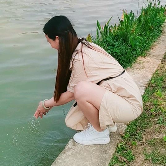 爱舒雅美容服务中心