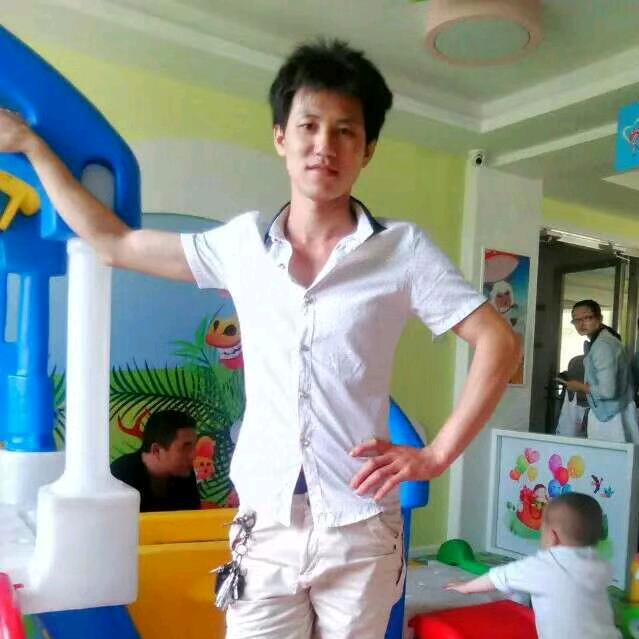 平塘小吴离婚是单身哥哥。
