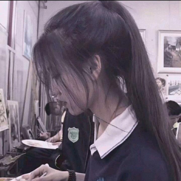 陆小妞🐮ξ( ✿＞◡❛)