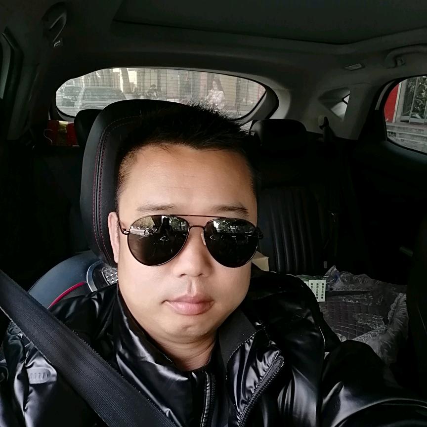 万通王俊伟