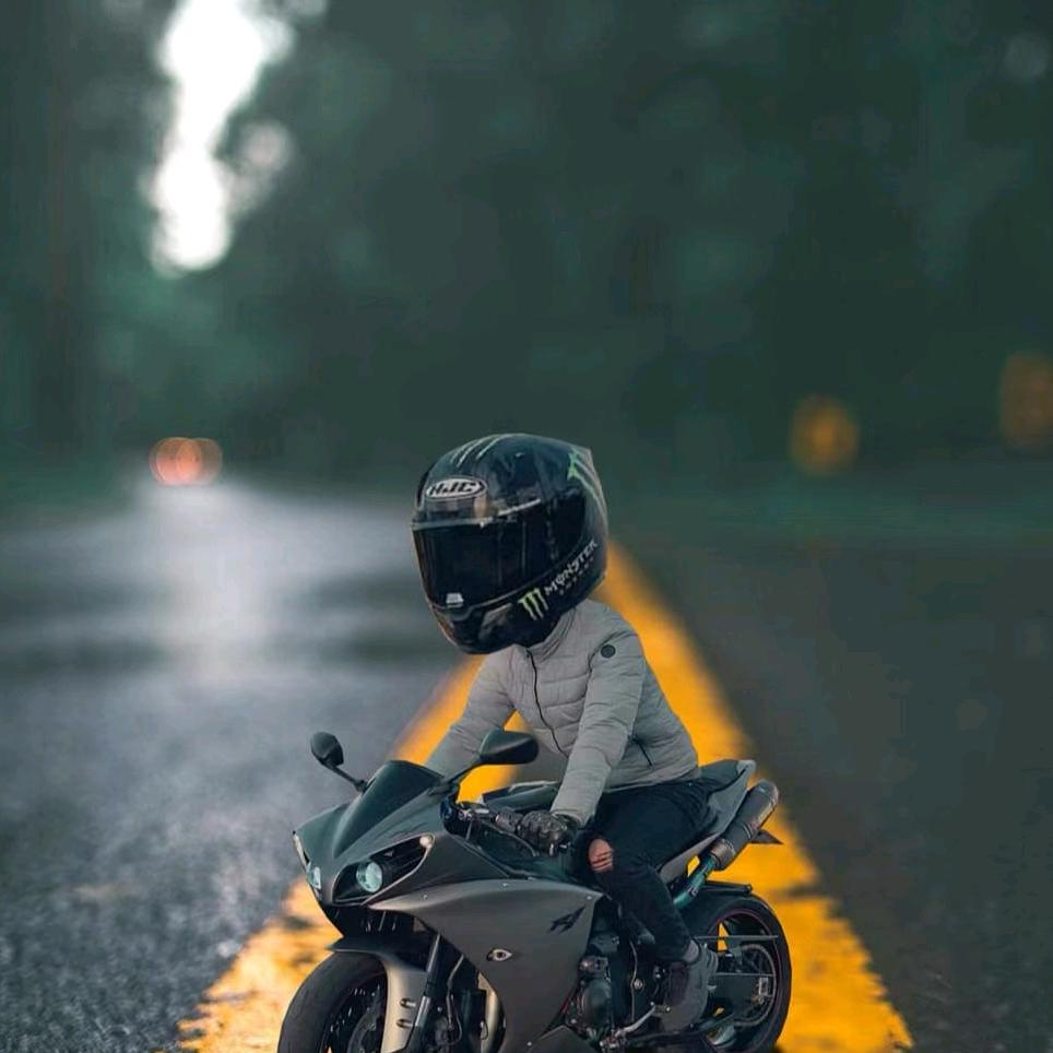 小刘特别能站丶