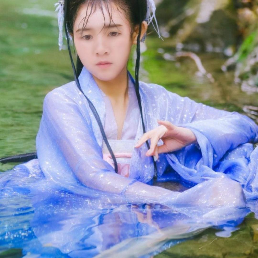 情♥(｡￫v￩｡)♥伤