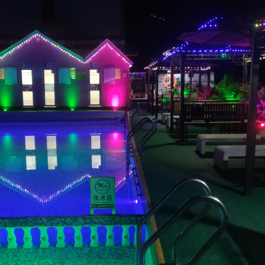 福贡子里甲鱼水阁休闲娱乐山庄