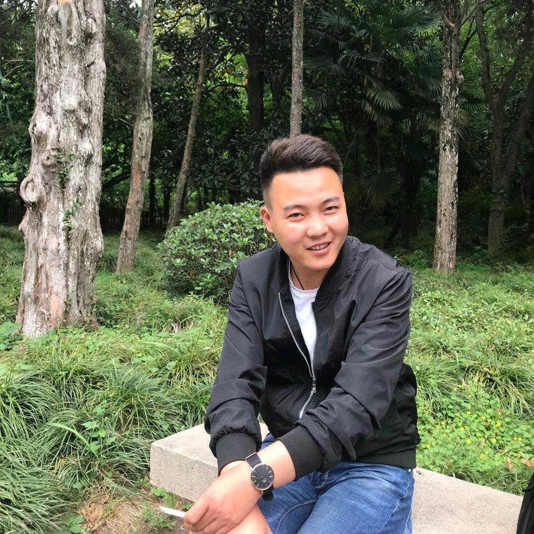 轻卡云弟