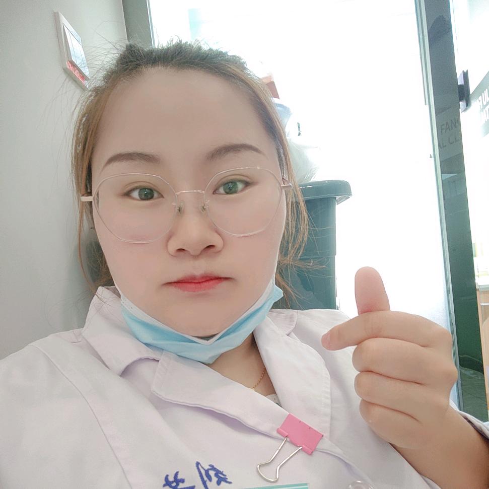 小%娜娜
