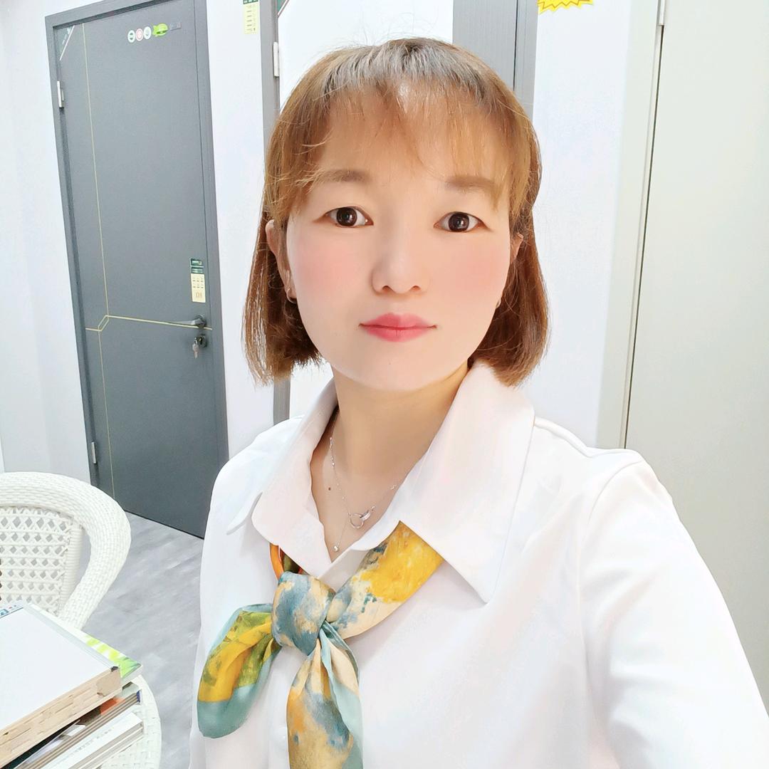 内江商贸城艺伈品柏木门