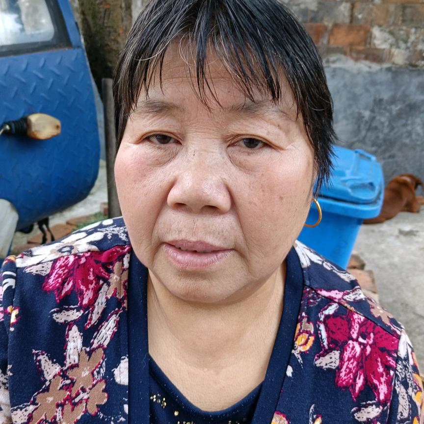张大姐，首播11，50开播谢谢支持