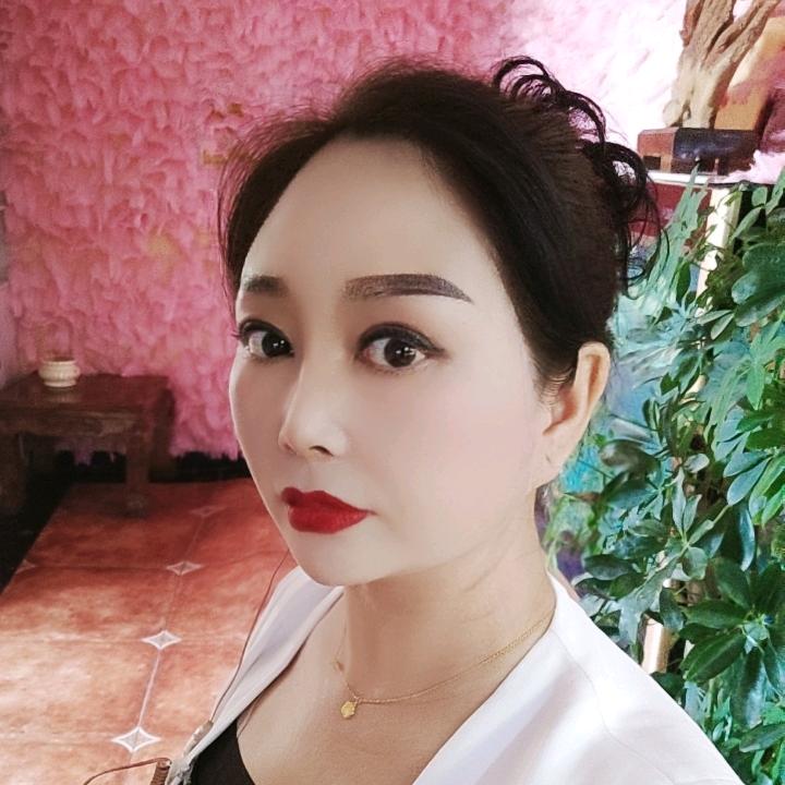 徐霞美业～辫姐