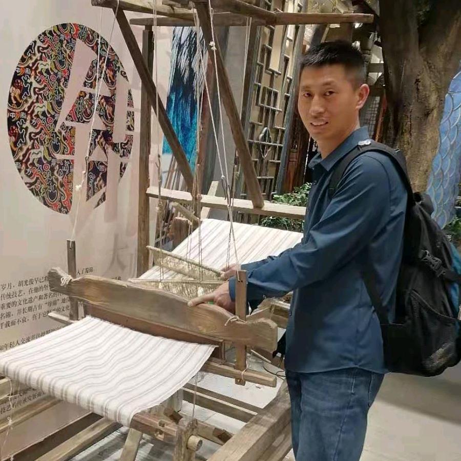 做人：以诚待人，以信为本