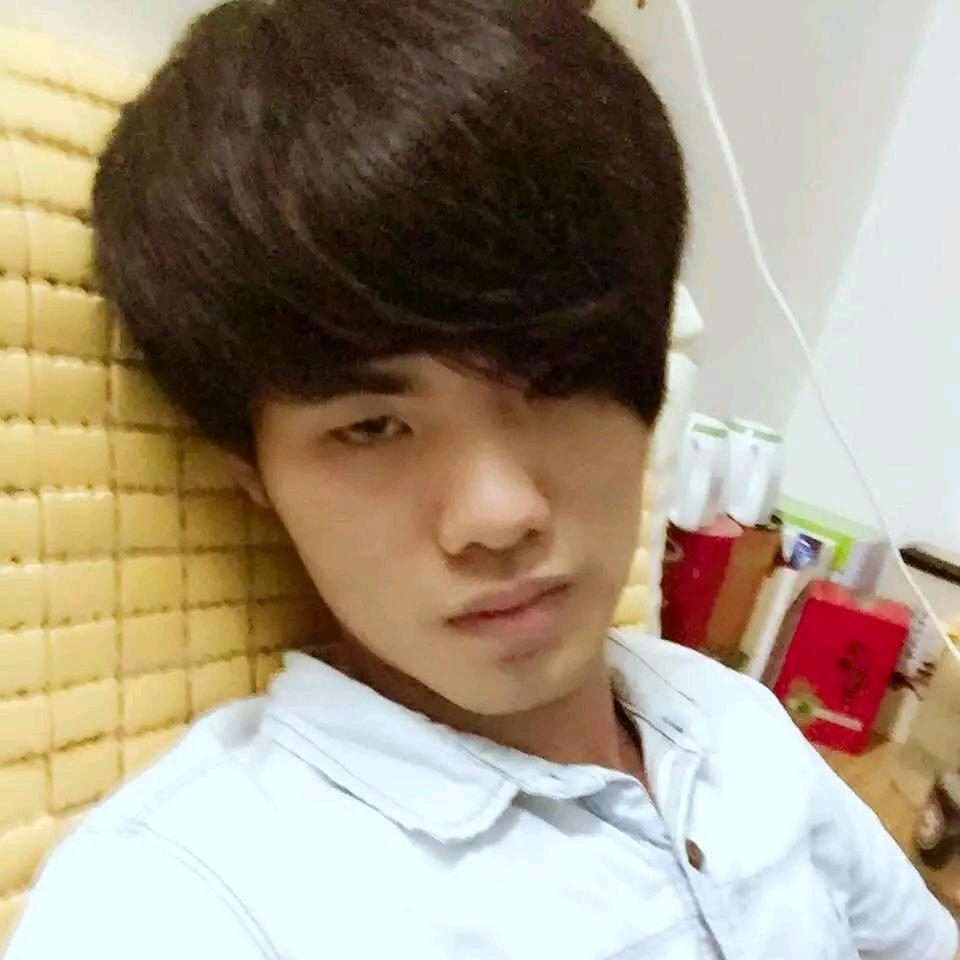 °半根烟↘烫心ヾ