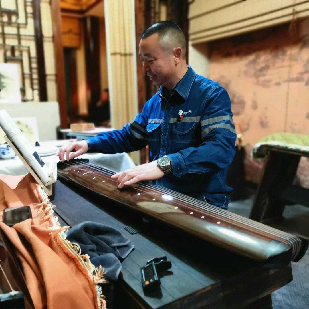 轻轻吻