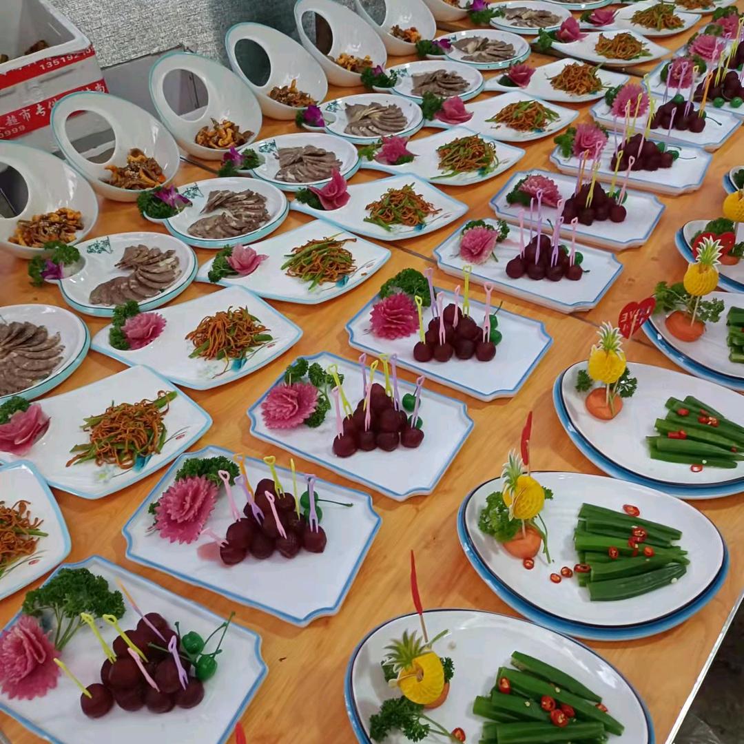 庄禾集马师，专业做流动宴席