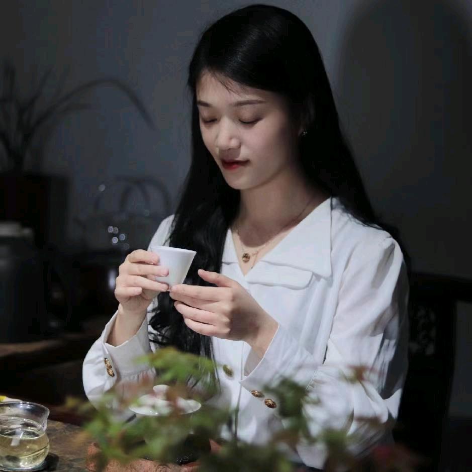 老张姑娘@
