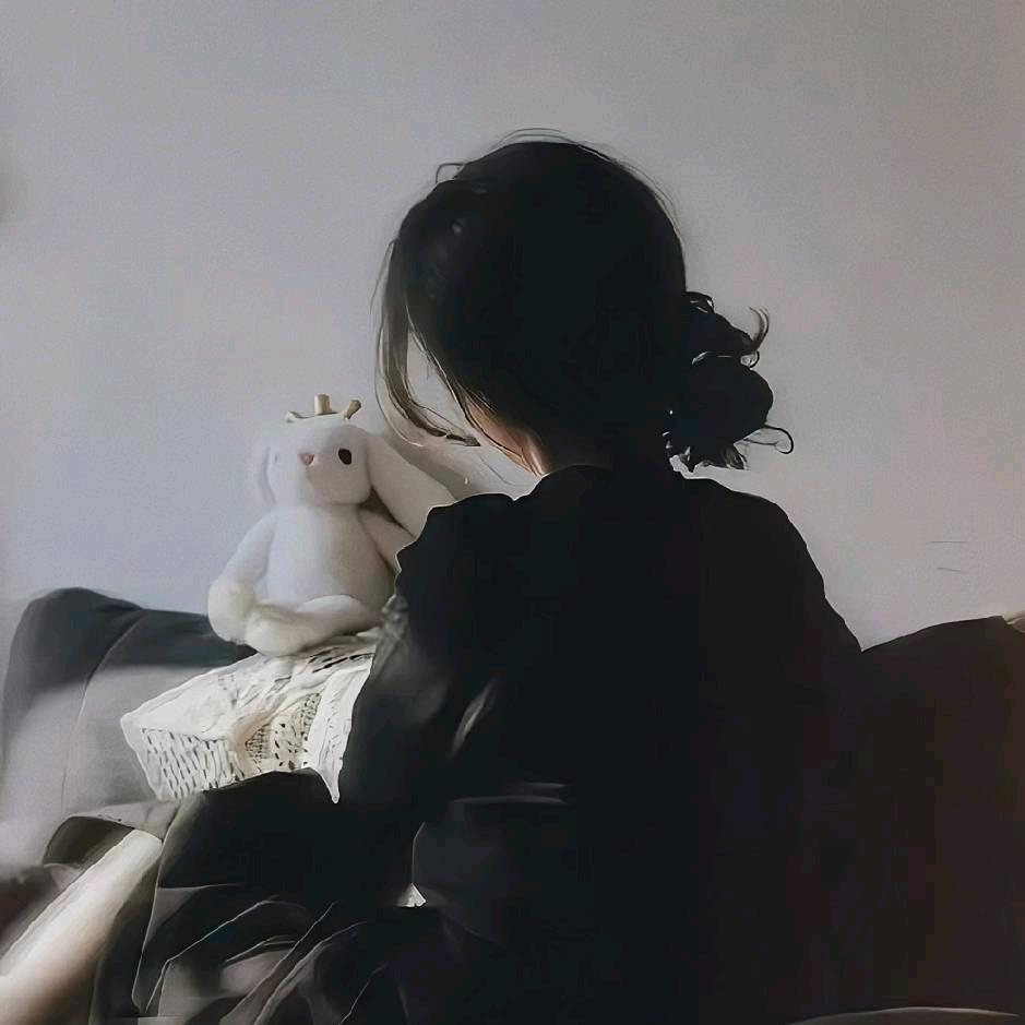 Miss U٩(๑^o^๑)۶