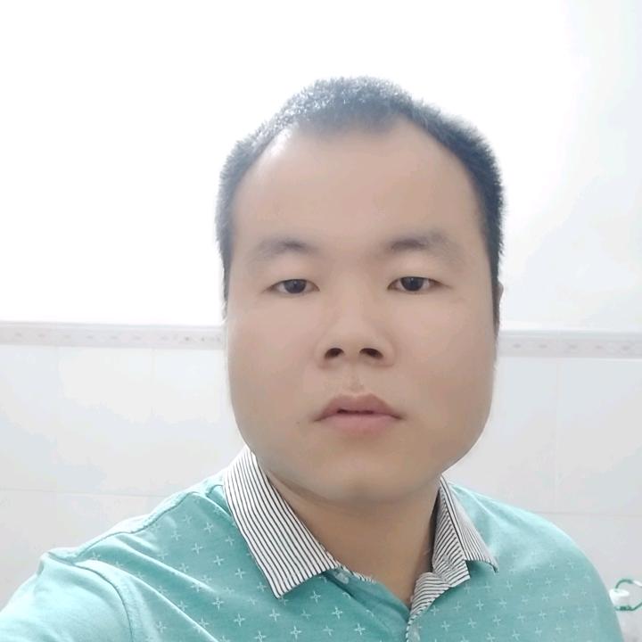 大小挖机石土方运输出租