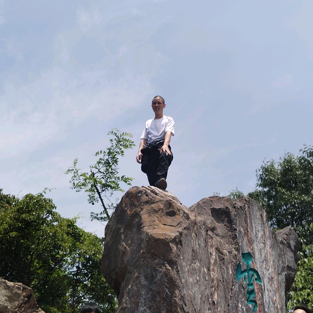 独行侠。。浪哥