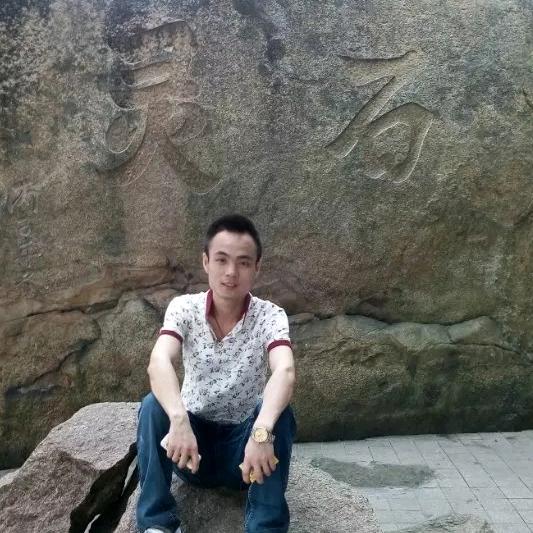 时光与人，是梦终醒。