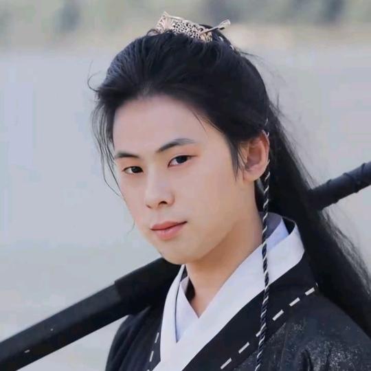 一本正经的胡扯