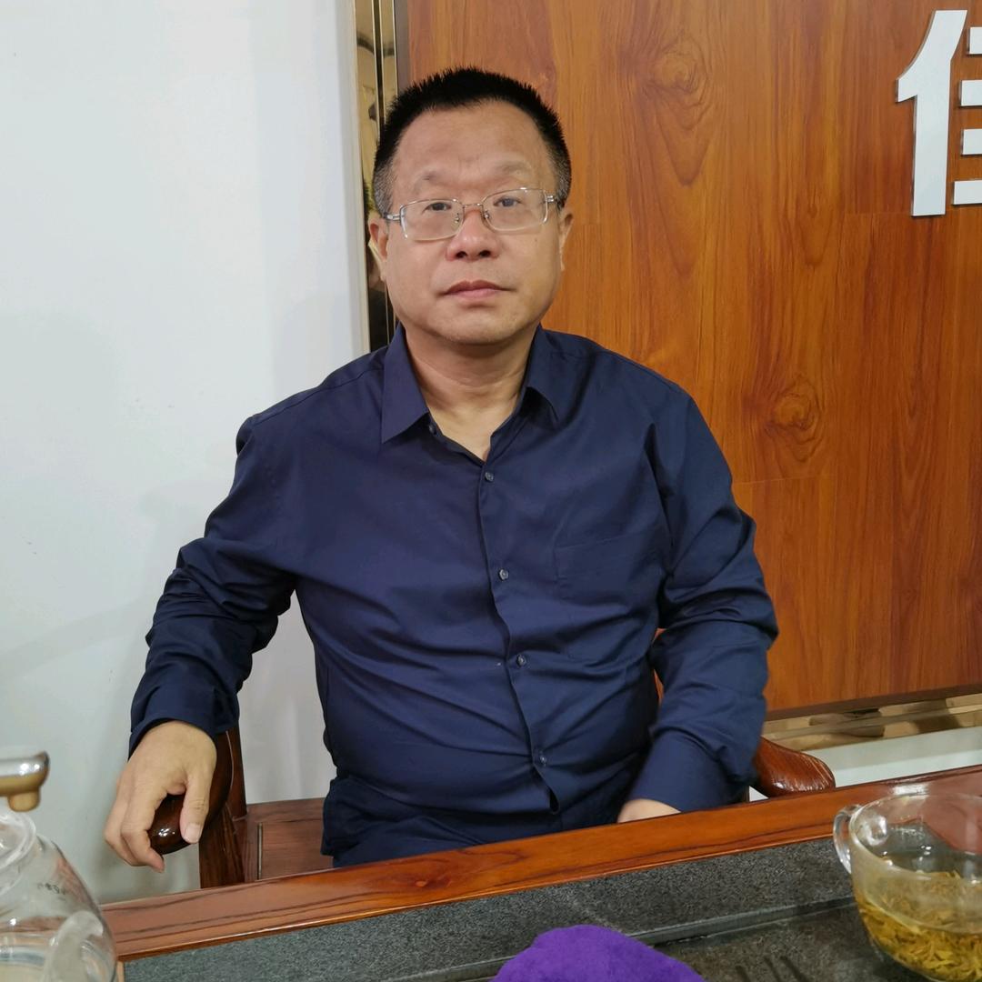 佳尔沃王鹏