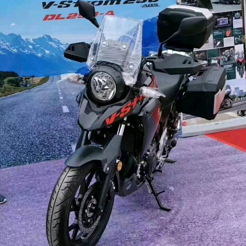 西林县忠成摩托车销售有限公司