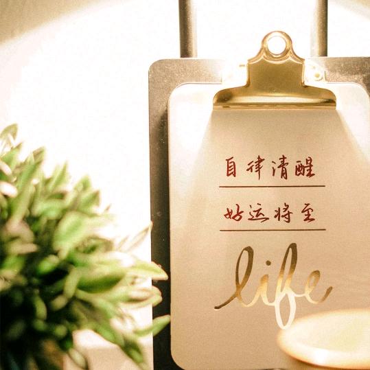 兜里有一颗糖头像