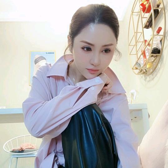 快乐的小娟娟（71年3月🐷）