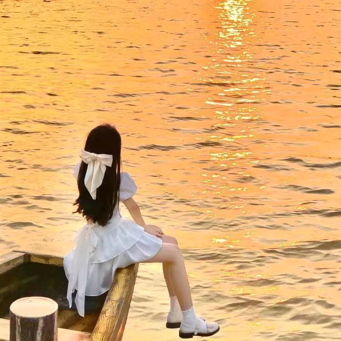 红枫漫飘