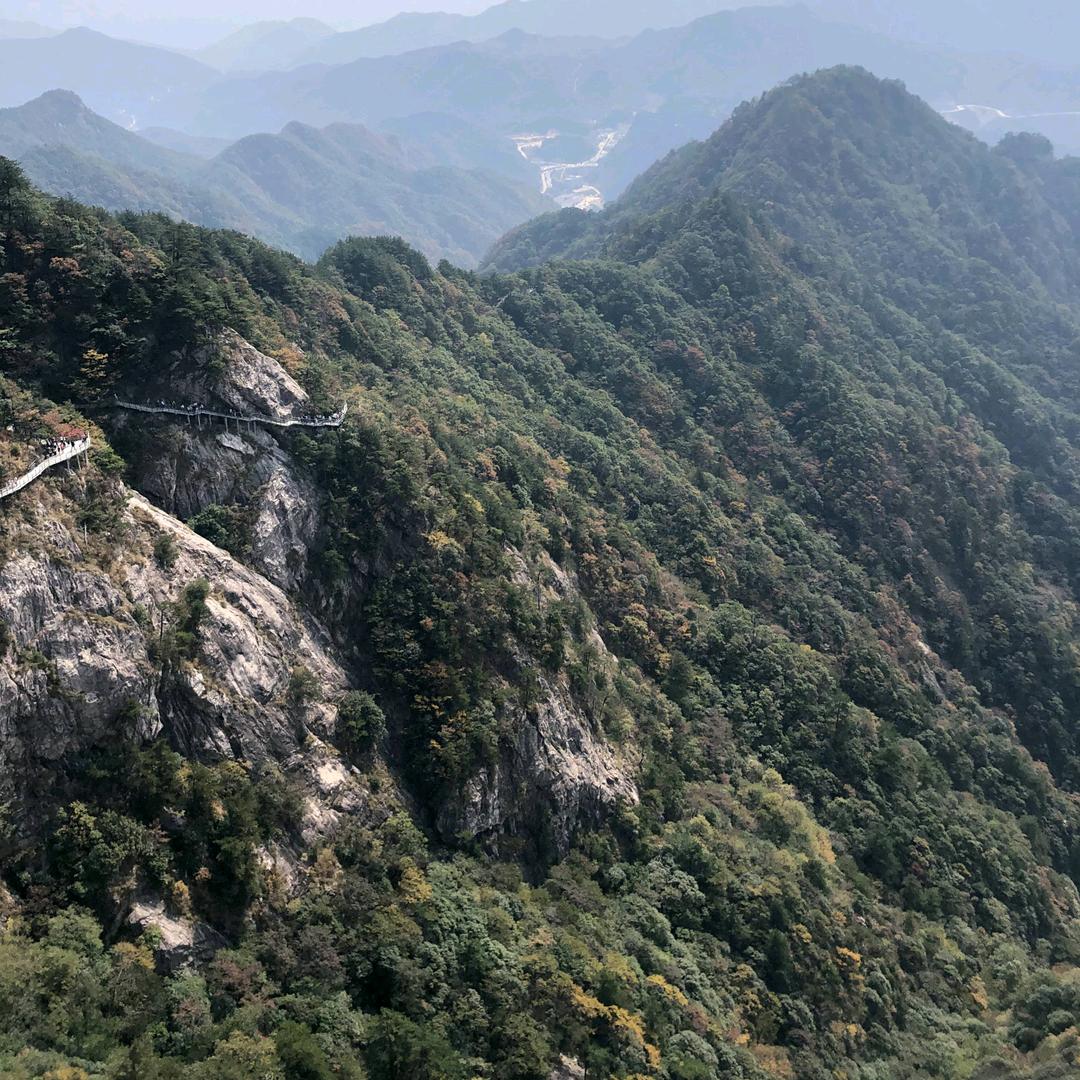 外墙水包砂，冠晶石接单中