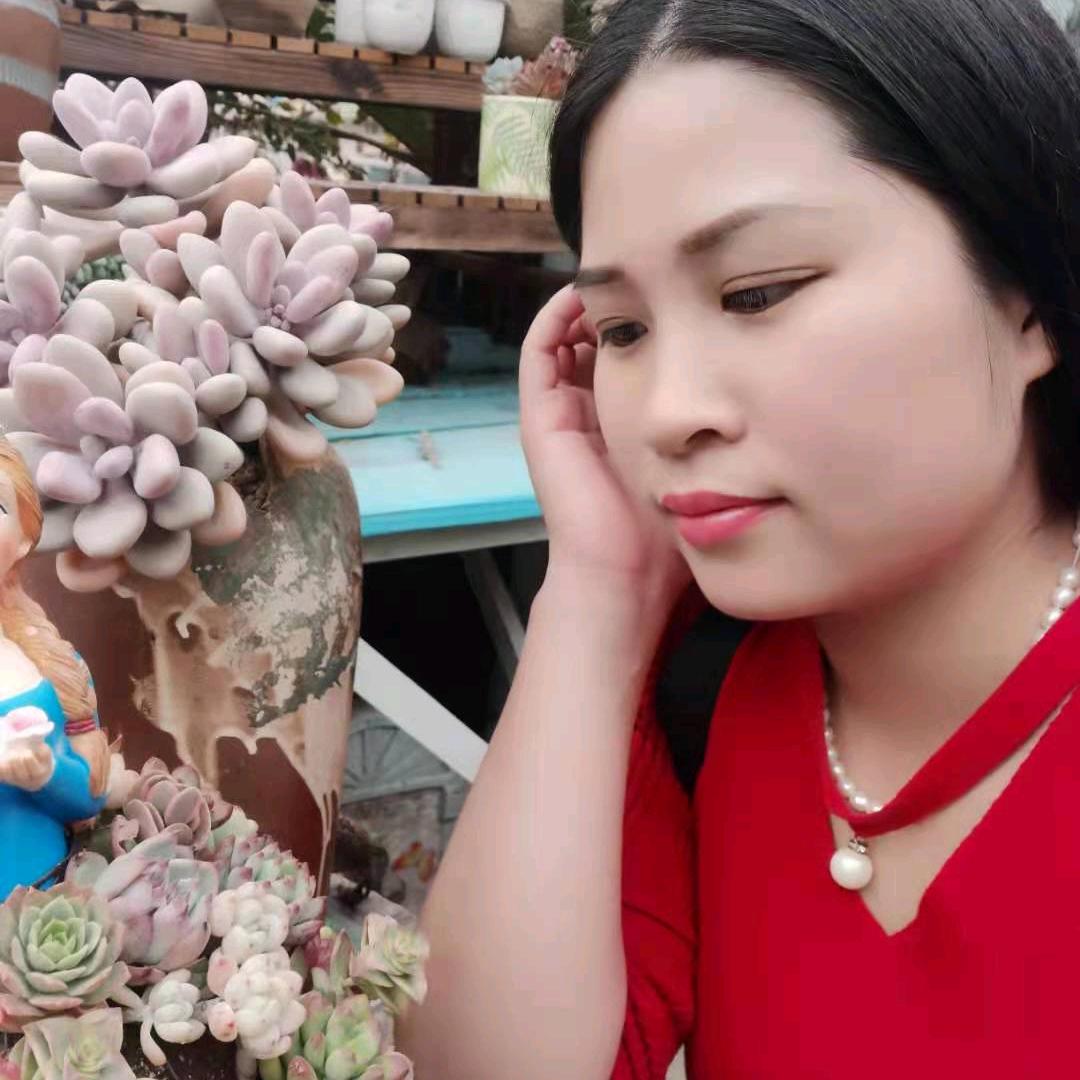 一笑倾城小舒莉