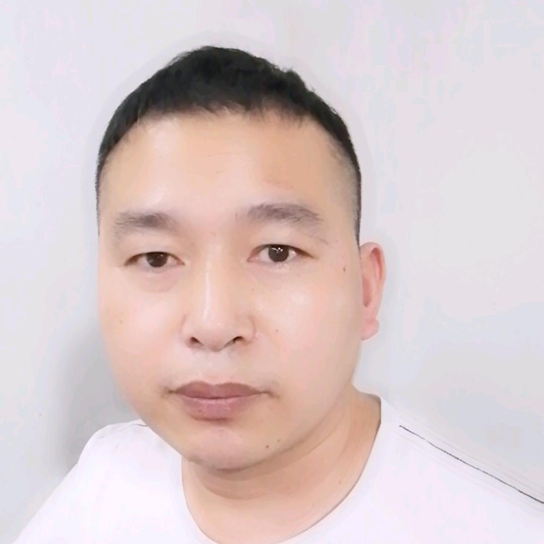 李滨2022头像