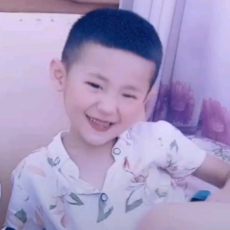 昨天己过去，相信明天一定会有彩虹