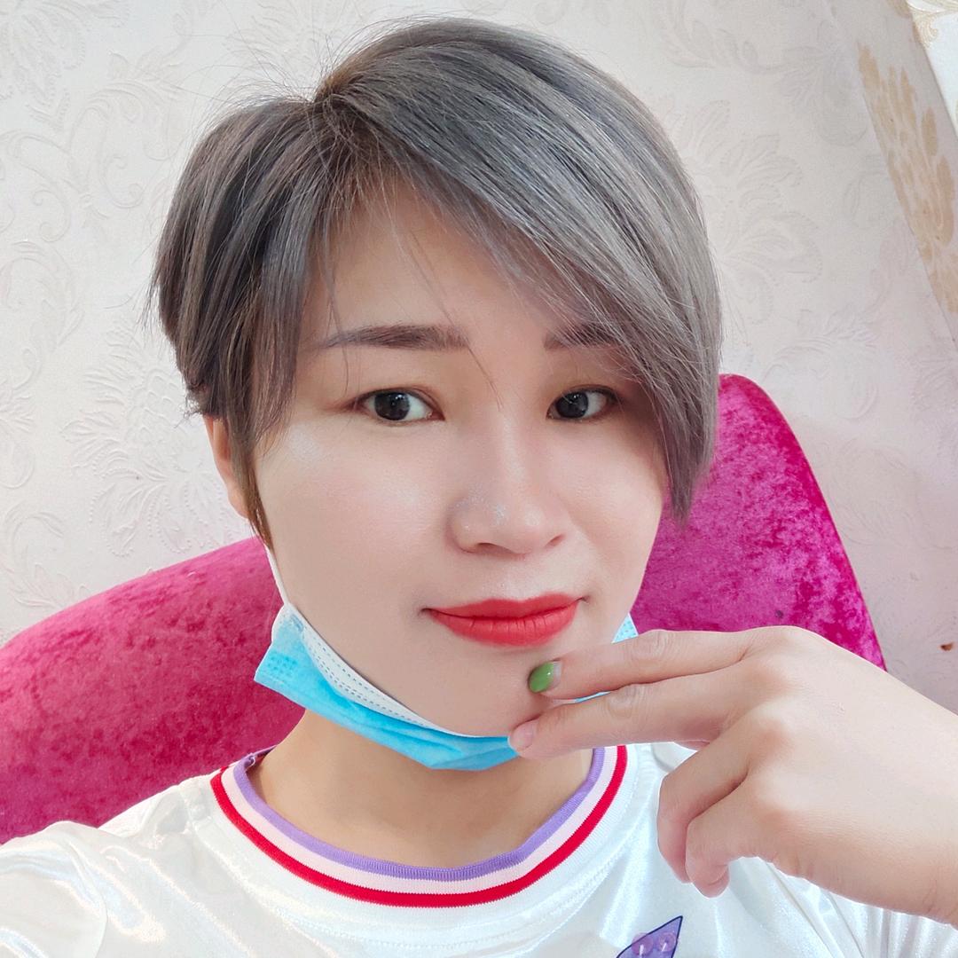 房县慕名美发店