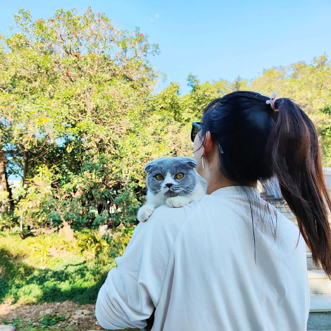 阿婷是开心麻麻（17月龄）