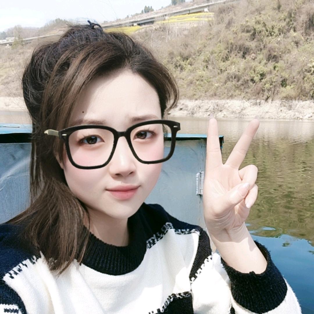 杨小栗