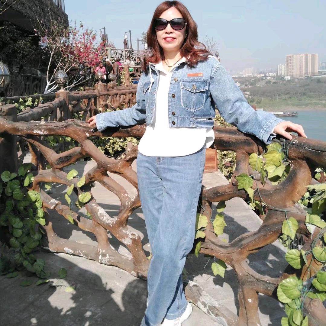 重庆房产经纪—幸坤翠