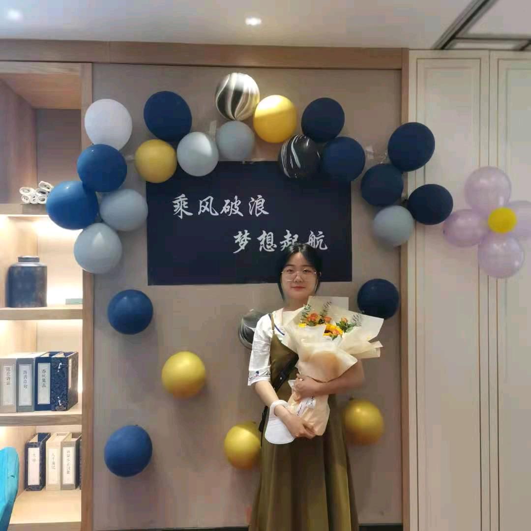 袁支梅