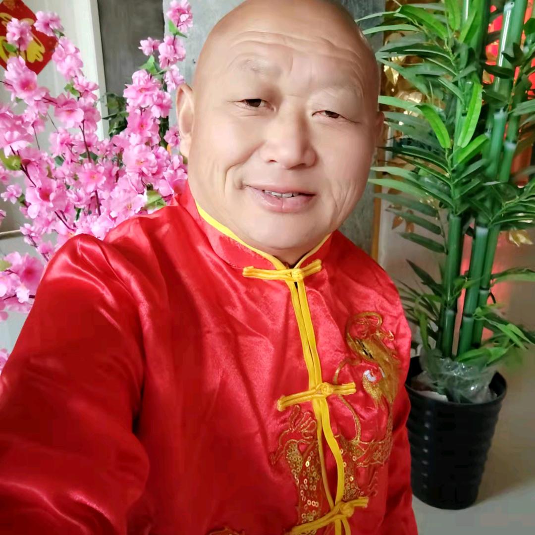 跳舞老林彤行商行