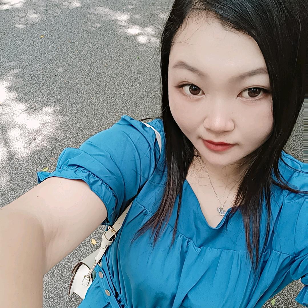 春春《爱唱歌》