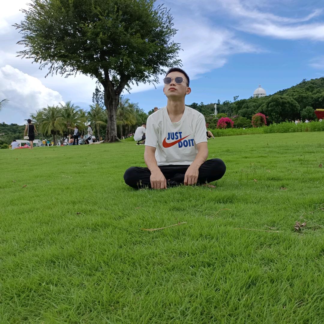 碟板灯（三防灯）——小胡