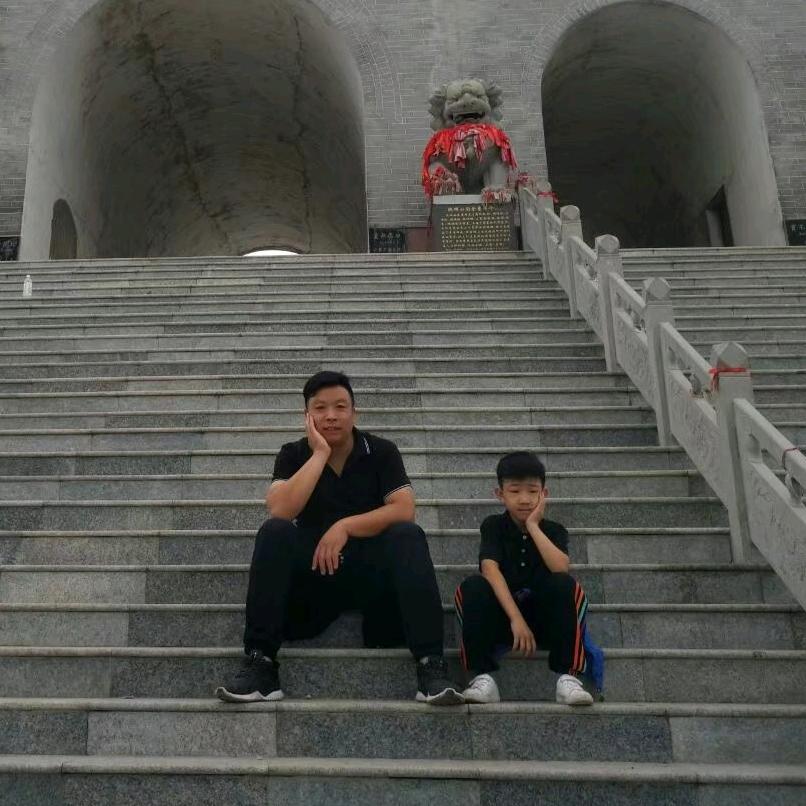 （陈蒙李爱）热镀锌螺栓厂家