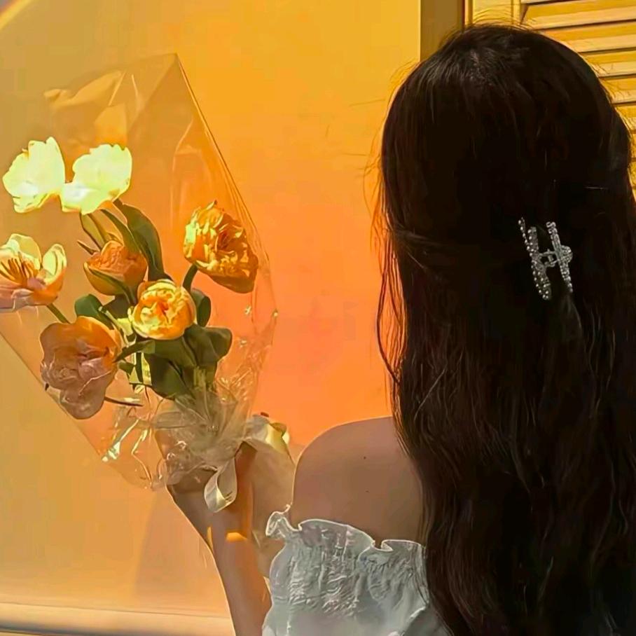 时倾。