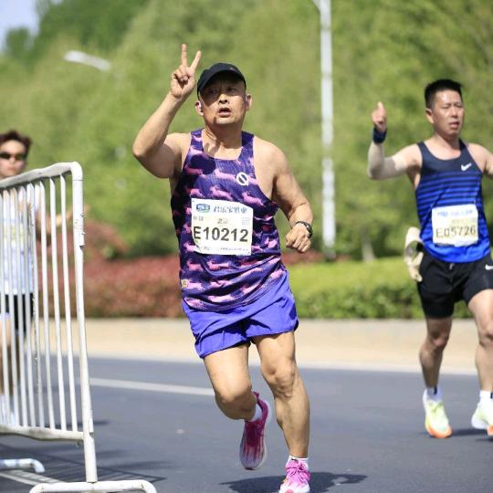 🐂🐂潇洒走过🏃🏃