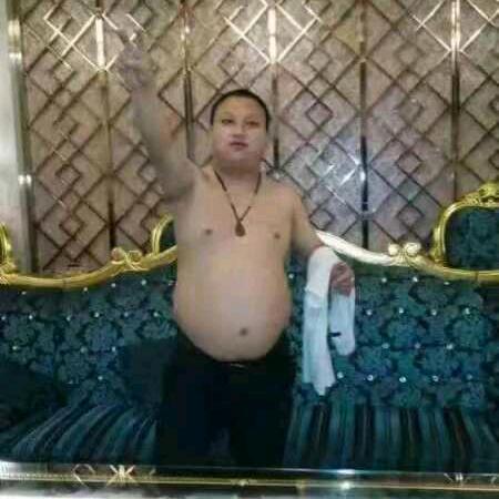 罗斌