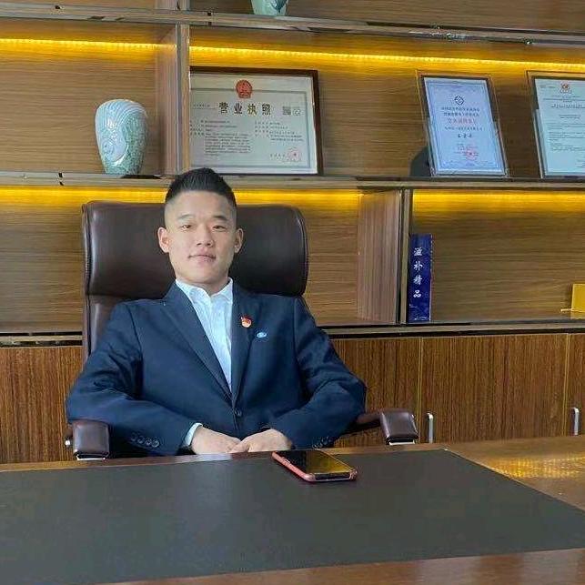 户外小黑