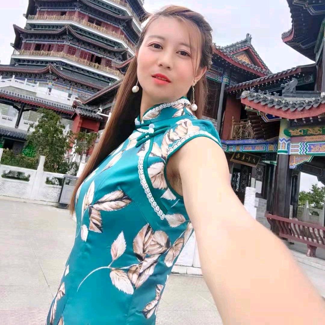 王雪，