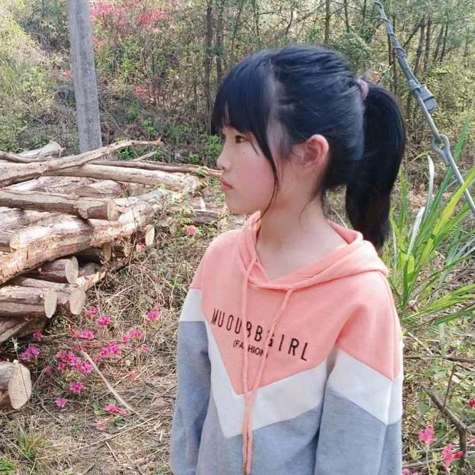 💋给洎巳⒈個霺笑