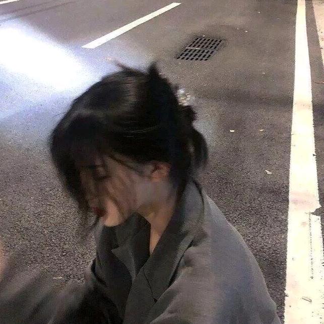 闫荣