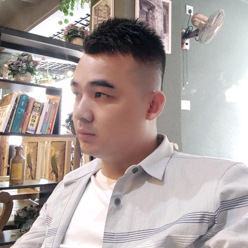 请叫我靓仔豪💗💗