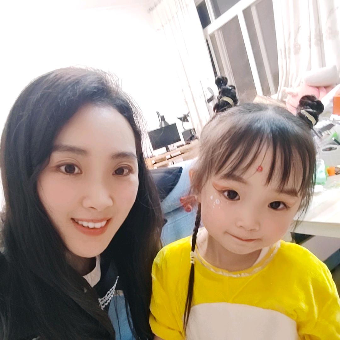 晨曦妈妈溜娃记